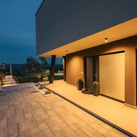 Luxury Naer Labin Veligolji