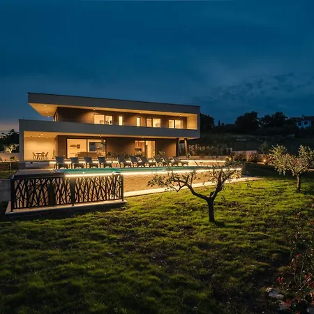 Luxury Naer Labin Villa