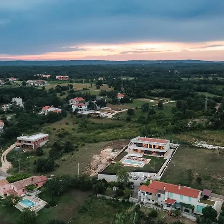 Vila Luxury Naer Labin *