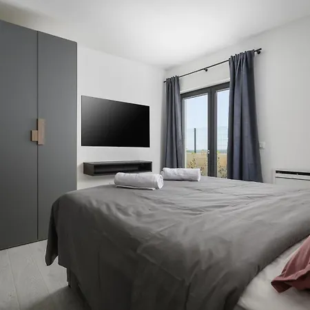 Luxury Naer Labin Veligolji