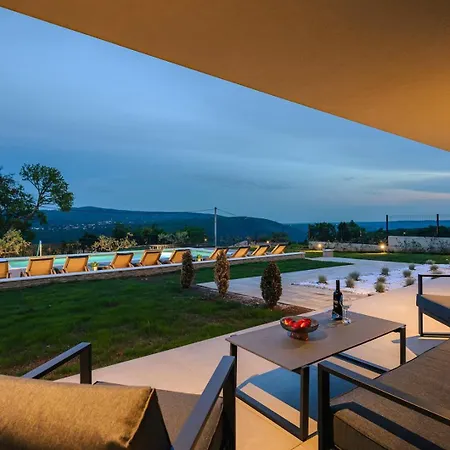 Villa Luxury Naer Labin *