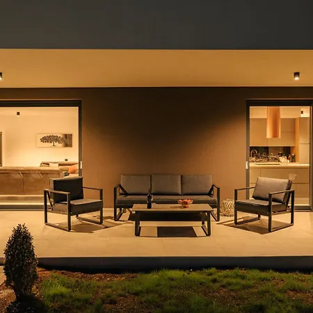 Luxury Naer Labin Vila *