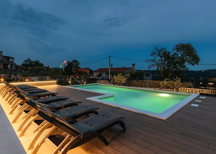 Luxury Naer Labin 别墅 Veligolji
