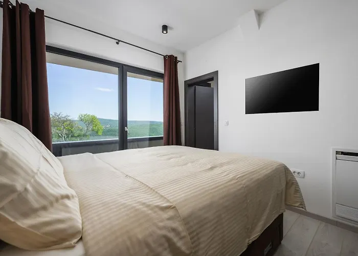 Luxury Naer Labin 别墅 *