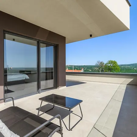 Luxury Naer Labin Villa